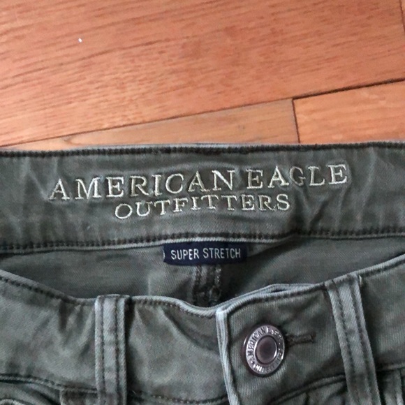 American Eagle Outfitters Olive Green Jean Shorts Size M - Picture 2 of 5